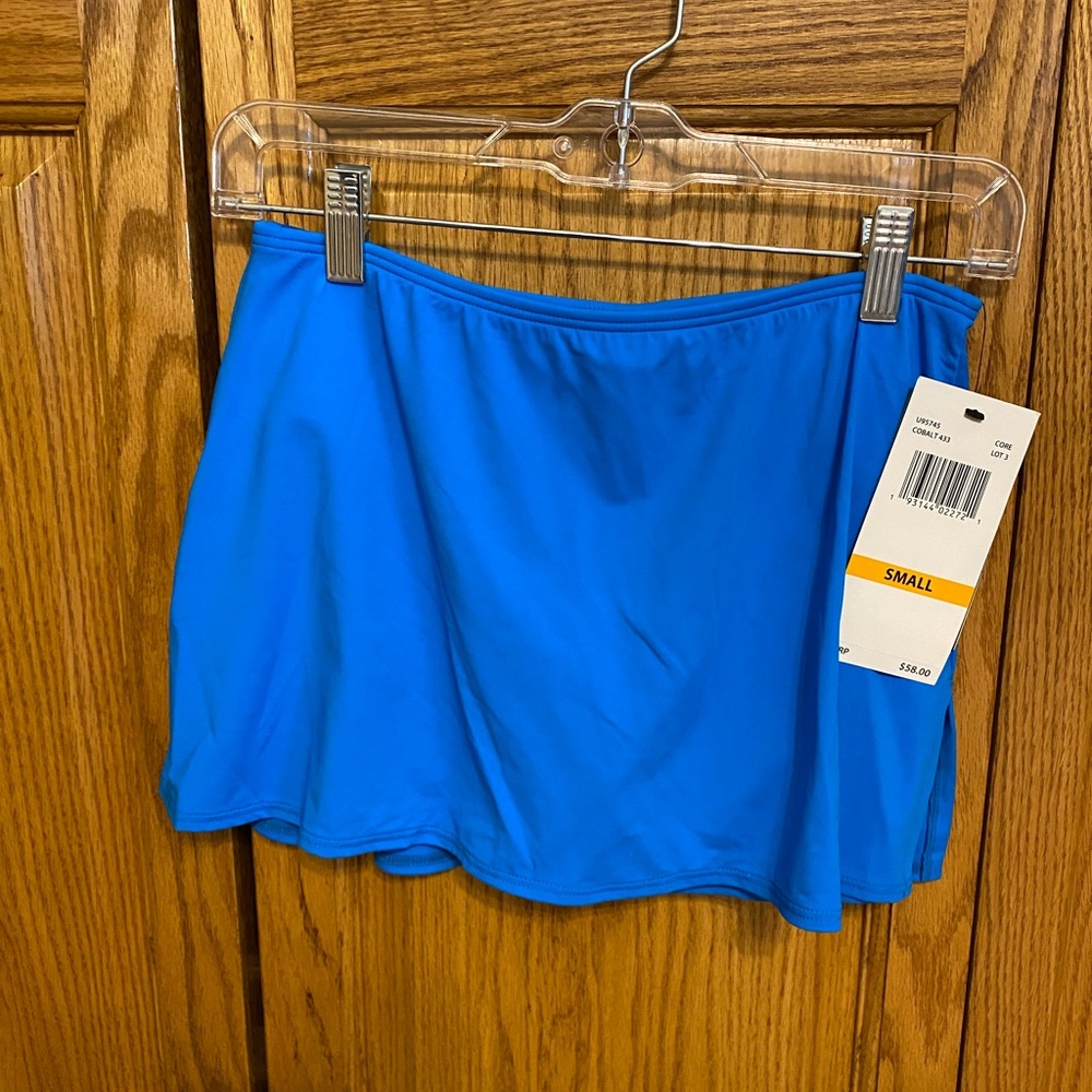 NWT CocoReef swim skirt
